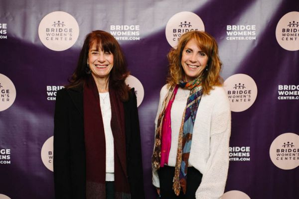 2019-bridge-womens-center-winter-gala-0281DA264C7-3DCF-DC99-CCC9-4B2D90C08A9D.jpg